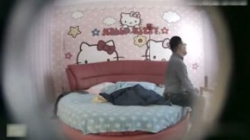 [凯蒂房偷拍] 美少妇下班和主管激烈床战~真是30如狼40如虎操了一次又一次~少妇都累瘫了!