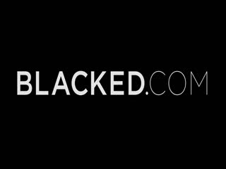 一次两个大黑屌~让你迅速上天堂~