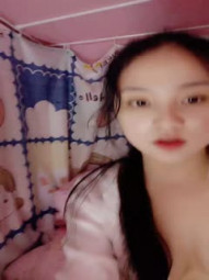 端庄可爱的美少妇，白色睡衣粉红色主题卧室，全裸多角度展示粉美鲍鱼不停揉阴蒂